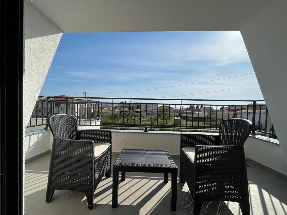 Lana Apartmani Bar Esterno foto