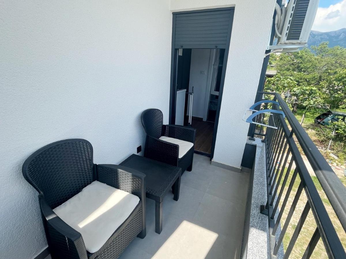 Lana Apartmani Bar Esterno foto