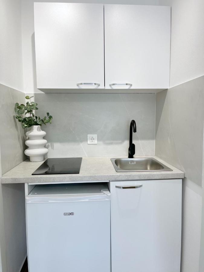 Lana Apartmani Bar Esterno foto
